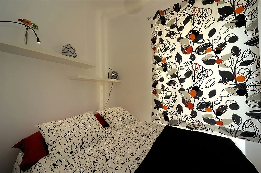 4 Places - Lisbon Apartments 0*,
